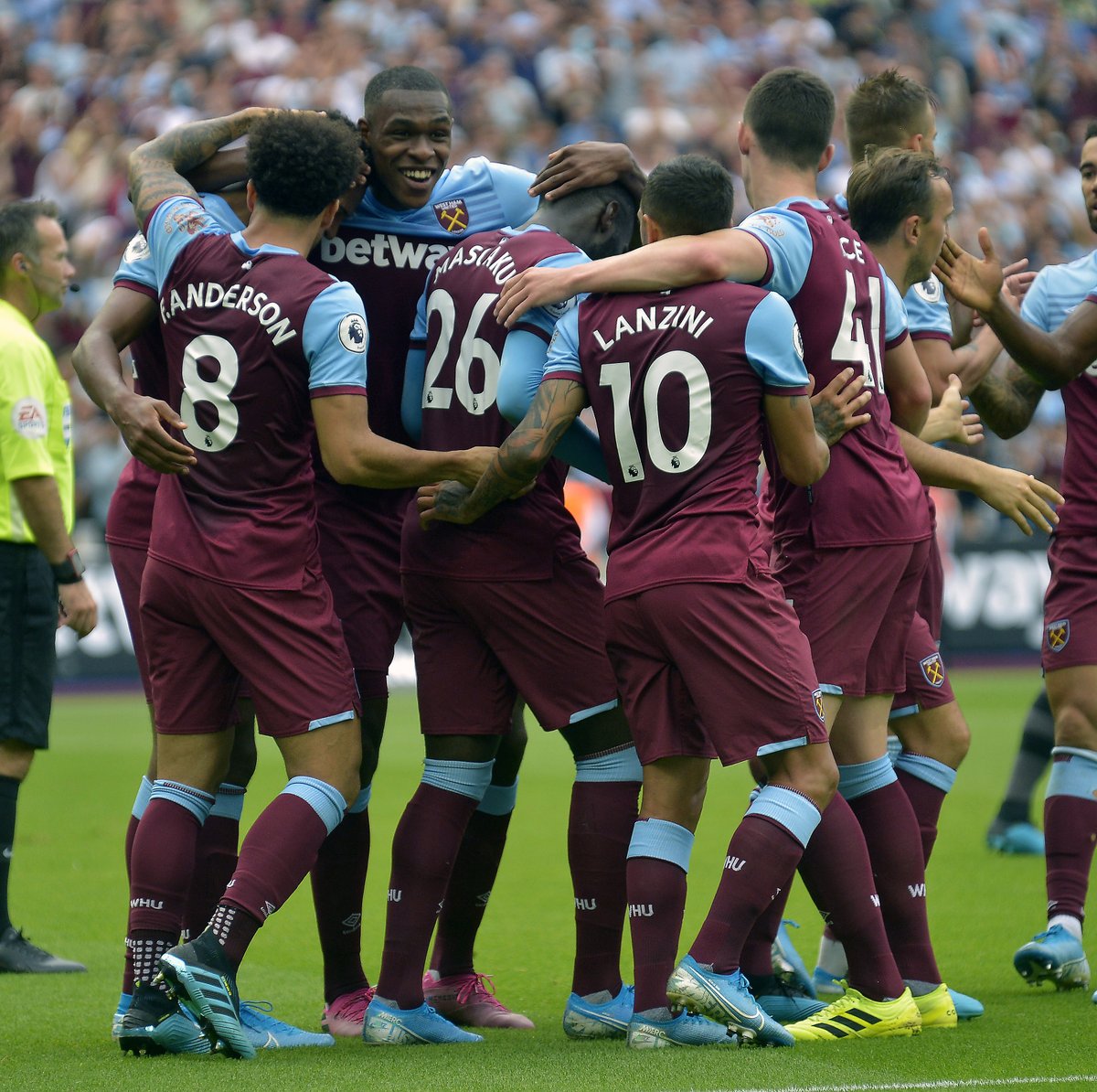 场比赛中 场比赛中