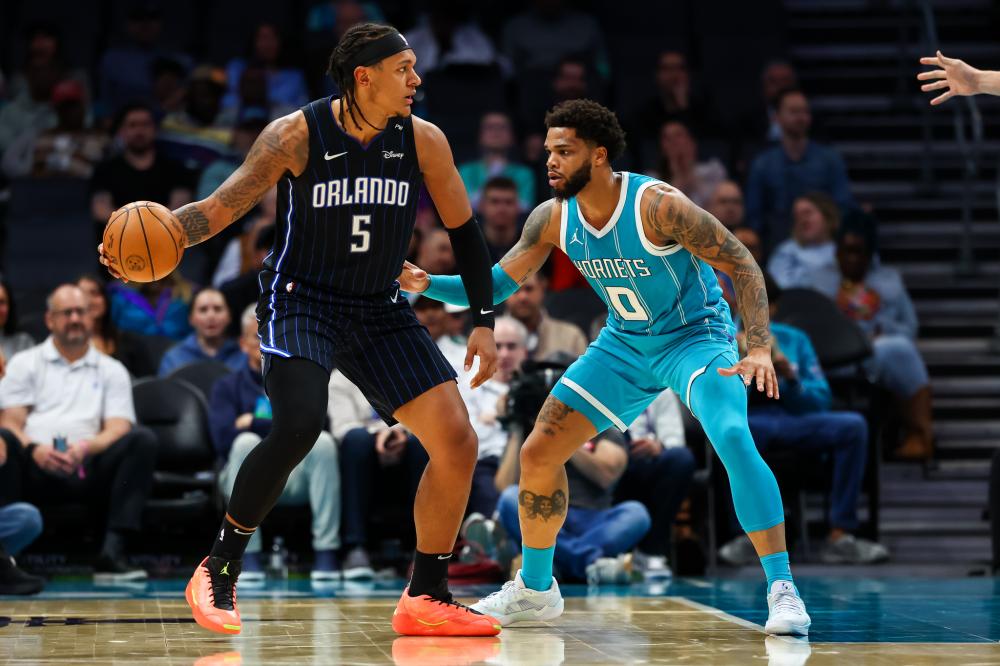 他们在防守 他们在防守