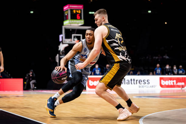 比赛伊始 比赛伊始