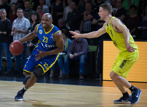 进球几乎都 进球几乎都